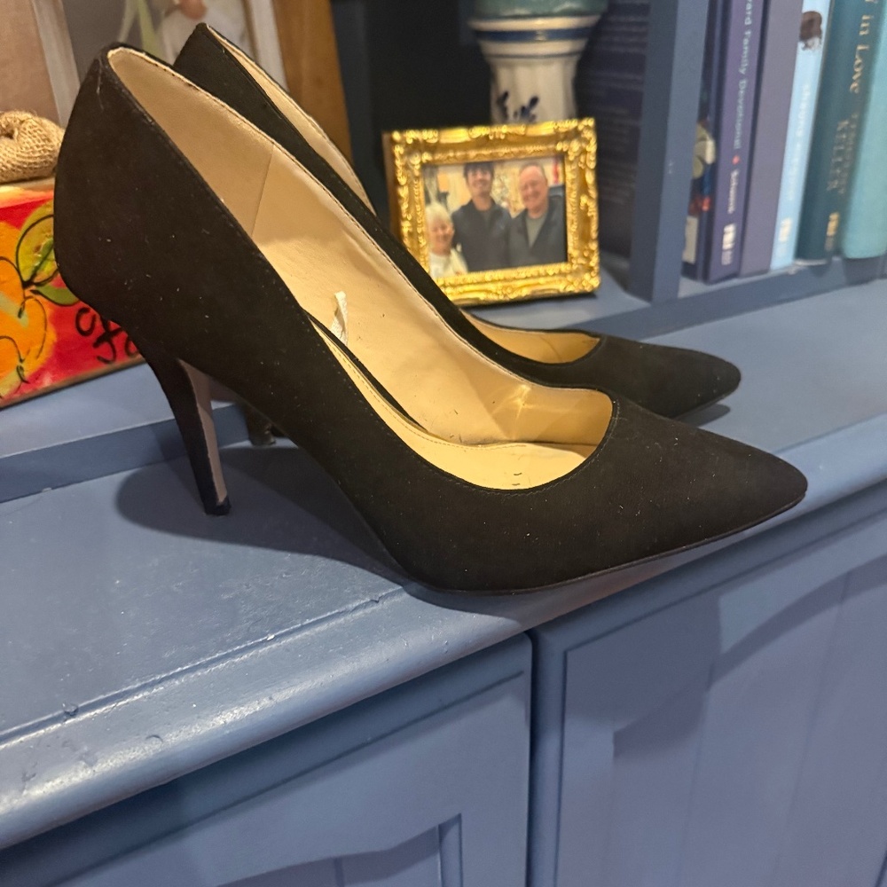 Jessica Simpson black heels